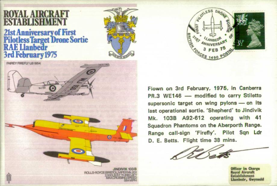Royal Aircraft Establishment cover Pilot signed by D E Betts