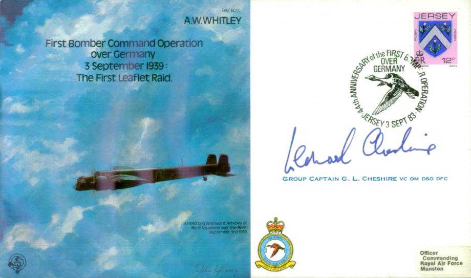 Armstrong Whitworth Whitley cover Signed 8 crew and Cheshire VC