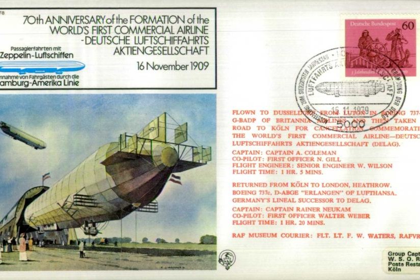 Formation of the world's commercial airline cover