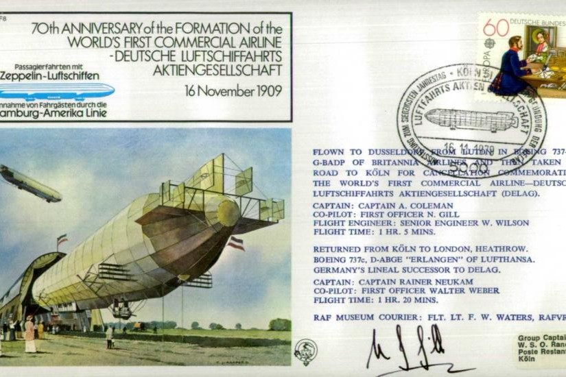 Formation of the world's commercial airline cover