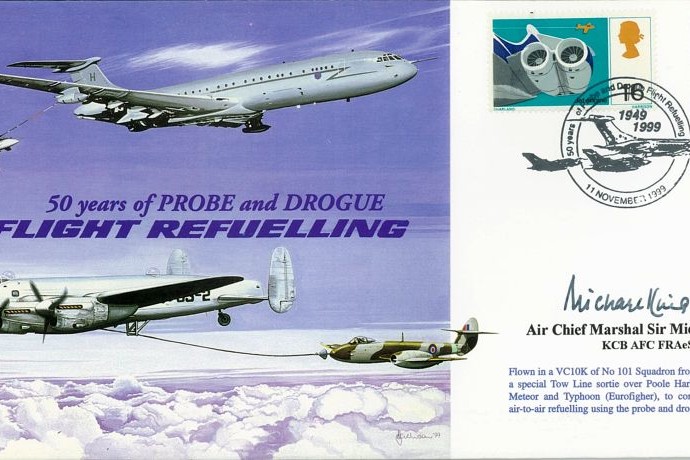 Flight Refuelling cover Sgd ACM Sir Michael Knight