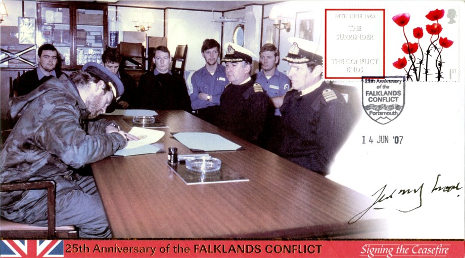 Falklands cover sgd Commander Jeremy Moore