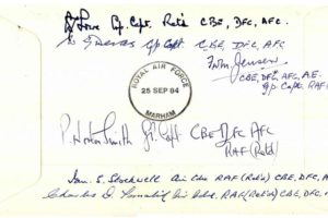 Distinguished Flying Cross cover Signed 6 DFC holders