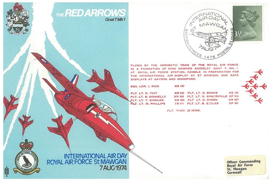 Red Arrows cover St Mawgan