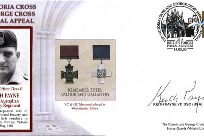 Victoria Cross cover Signed K Payne VC Vietnam