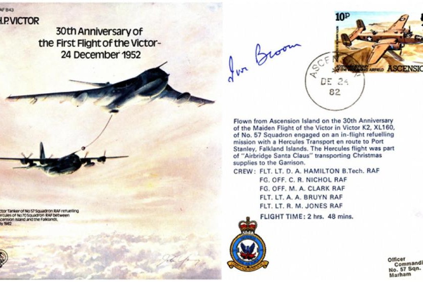 HP Victor cover Signed Sir Ivor Broom WW2 pilot