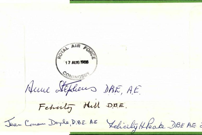 Defence Medal cover Signed 4 WRAF officers