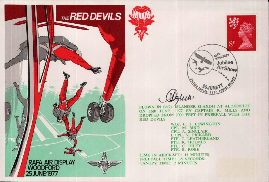 Red Devils cover Unknown sig