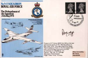 543 Squadron cover Captain signed by WC R F Mudge